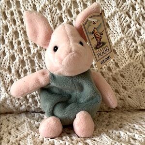 Classic Winnie the Pooh Piglet Stuffed Animal by Gund Like New with Tag Disney